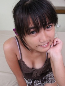 Wickedly cute asian teen naked at Filipina Sex Diary